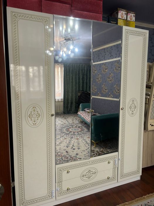 Продается шкаф б/у