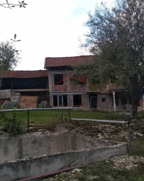 Продава се Къща в с. Леденик, Област Велико Търново - 200 кв.м за 295 €/кв.м - Снимка #2