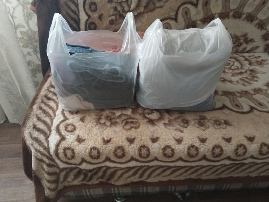 Отдам бесплатно вещи