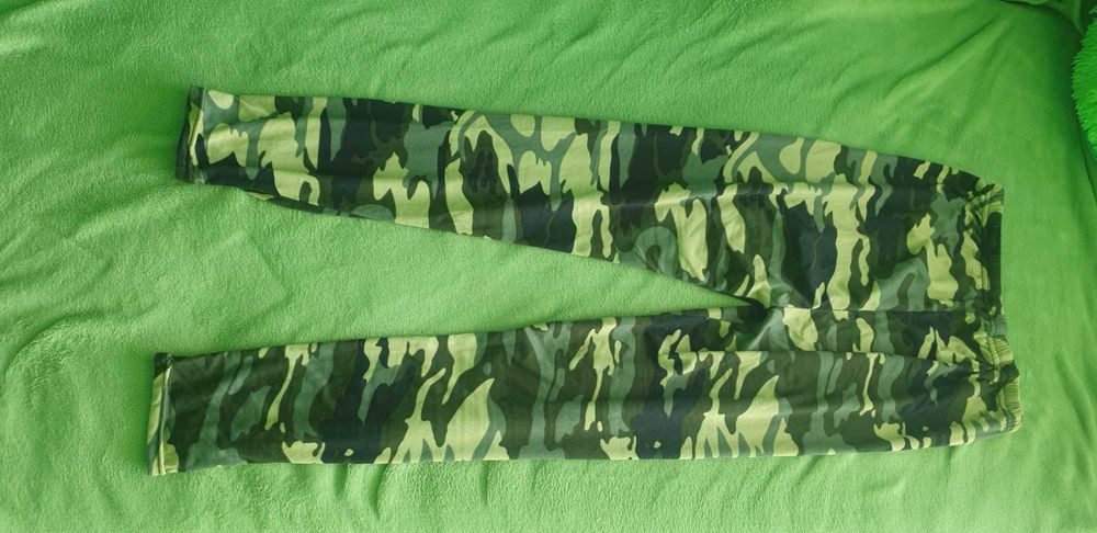 Клинове много на брой