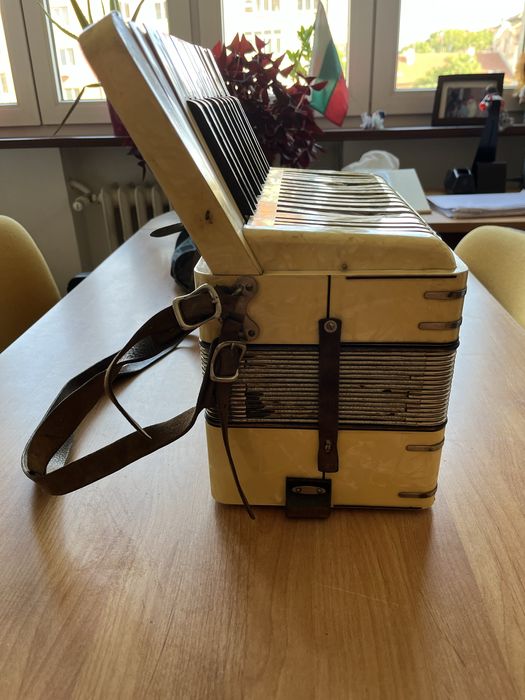 Акордеон Hohner Student III