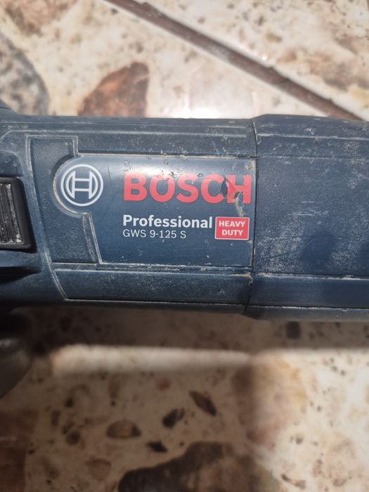 Polizor unghiular Bosch