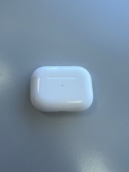 Продается наушники Air Pods Оригинал