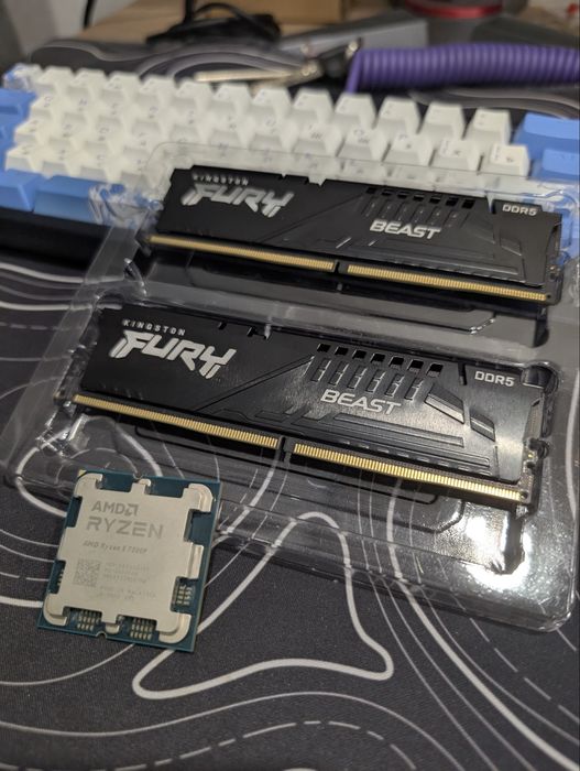 Продам комплектующие процессор и ddr5