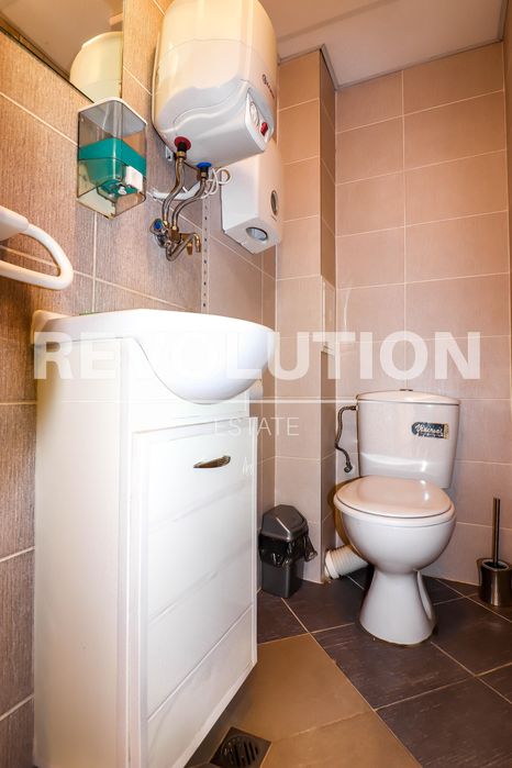 Дава се под наем Офис в Варна, Генералите - 65 кв.м за 400 € - Снимка #6