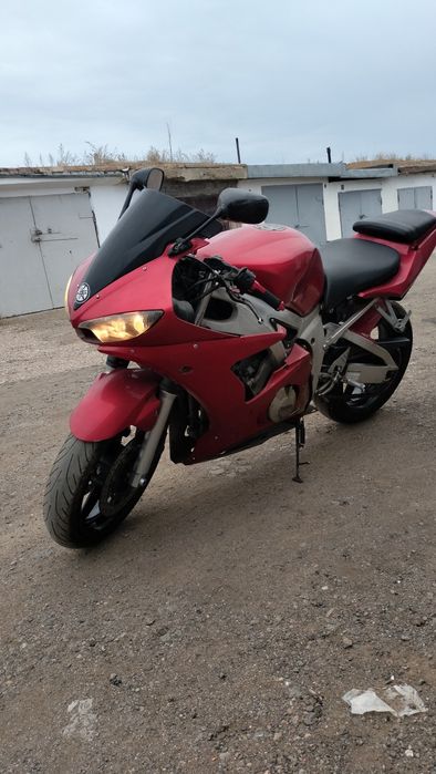 Продам мотоцикл ямаху r6 2002 год