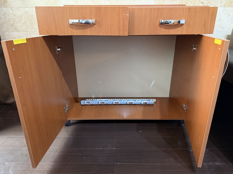 Vand mobila de sufragerie , dulap, comoda si birou