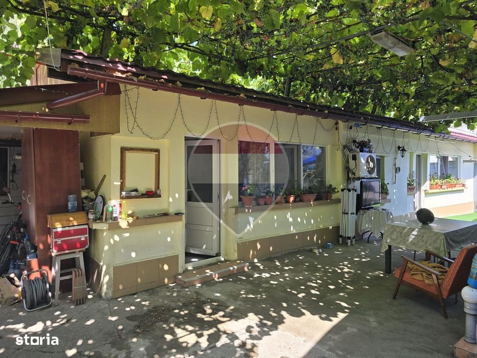 Casă / Vilă cu 4 camere de vânzare în zona Prelungirea Ferentari