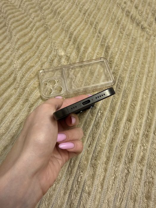 Продам телефон iPhone 15 PRO