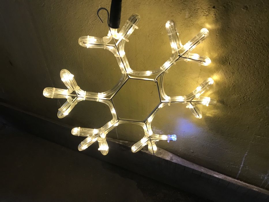 Продам герлянды новые