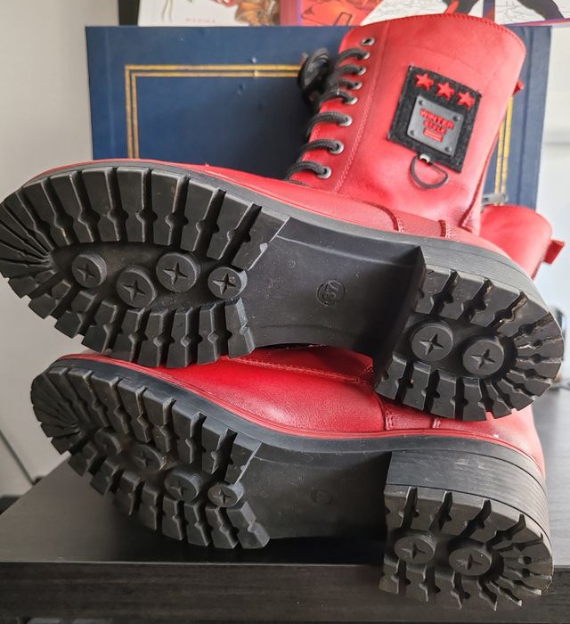 Ghete înalte, Dasha, pentru damă.