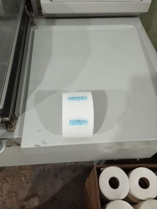 ВОРОТНИКИ парикмахерские , гигиенические с липучкой.