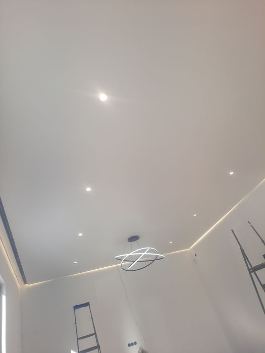 Натяжные потолки 1500