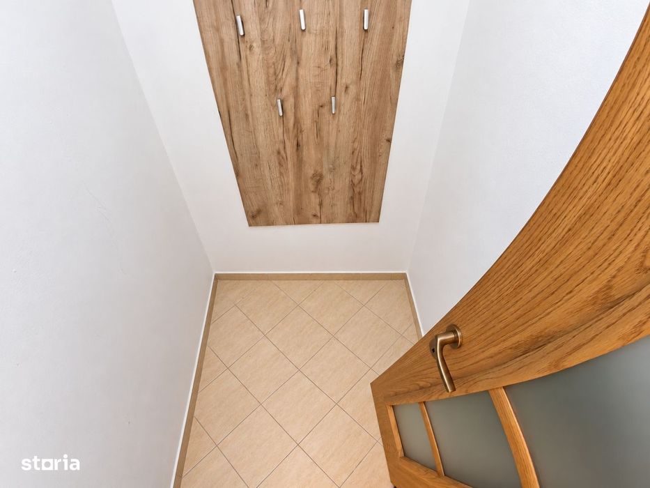 Apartament cu 3 camere la etajul 1 de inchiriat- zona Autogara