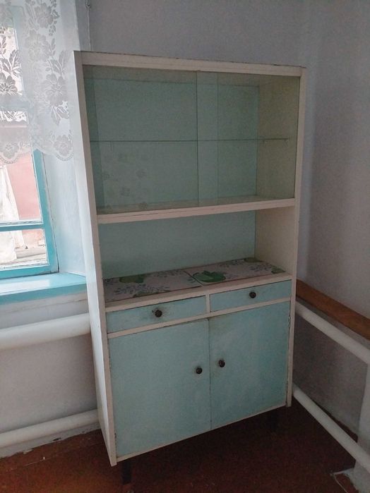 Отдам мебель разную