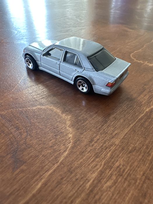 Hot wheels Mercedes E500