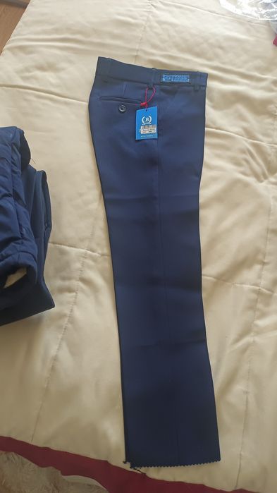 Продам вещи на мальчика 7-8 лет