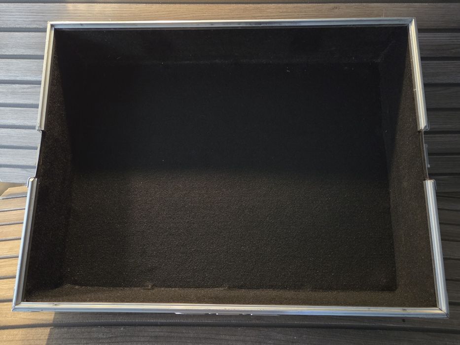 Flight Case Native Instruments TRAKTOR DJ – Profesional