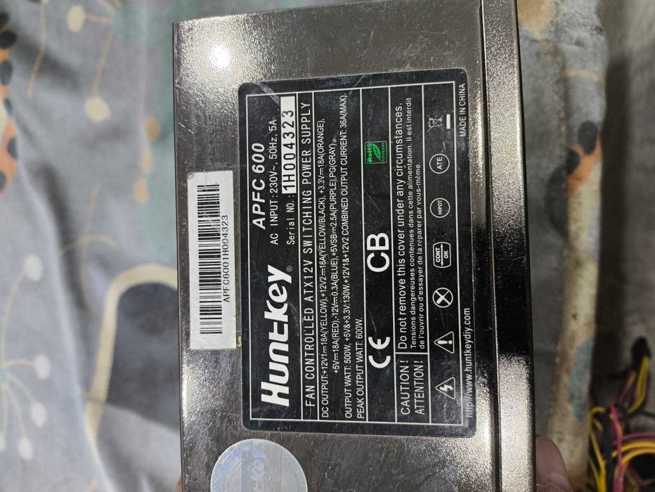 Продаю блоки питания HuntKey 600, 400 watt