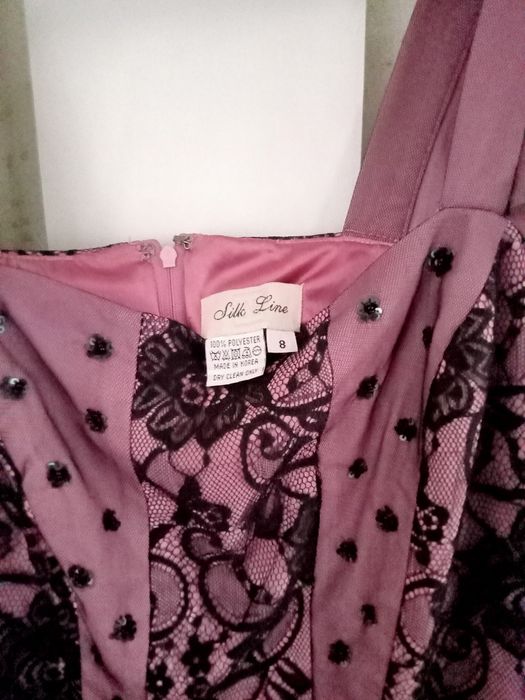 Продам шикарный костюм-тройку( Корея).