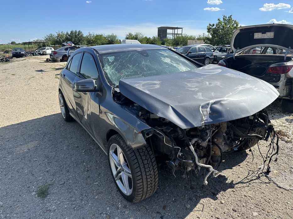 Mercedes A180 на части W176