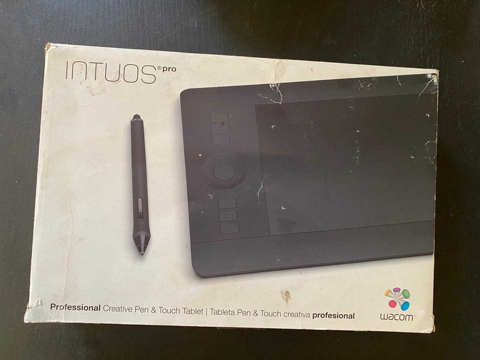 Tableta grafica Wacom Intuos Pro S
