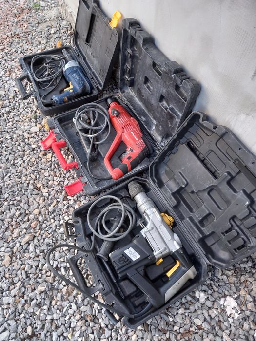 Инструменти и стълби