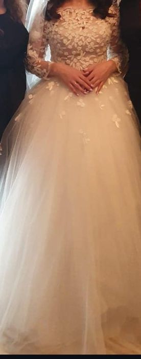 Продаю платье свадебное