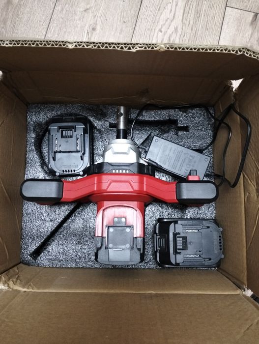 Продам ледобур электрический