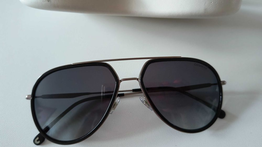 Мъжки слънчеви очила Carrera