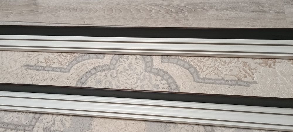 Продам гардины с карнизом