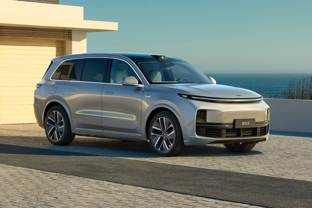 Lixiang L7  L9 Ultra (до рейсталинг) 2025
Цвет: чёрный на чёрном -US