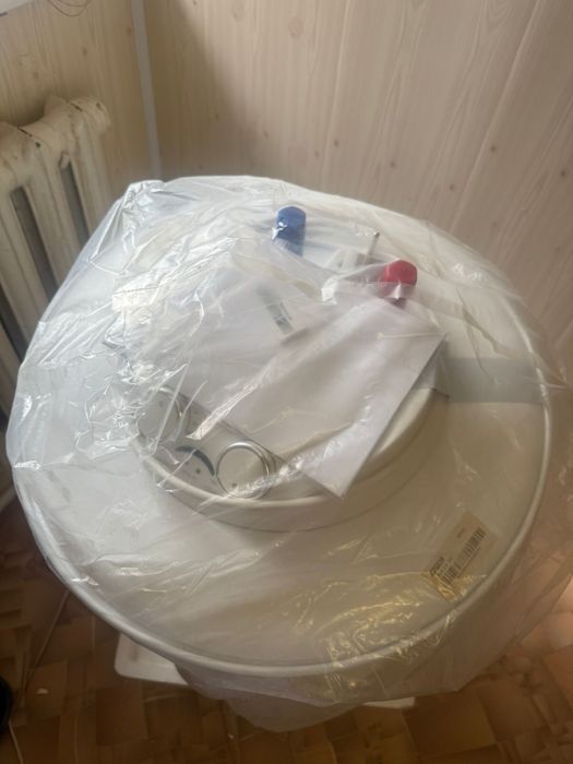 продам бойлер водонагреватель royal