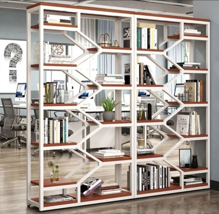 Стелаж пчела, гнездо пчели стела арини или,