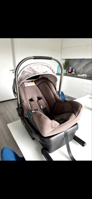 Scoica Nuna + baza isofix