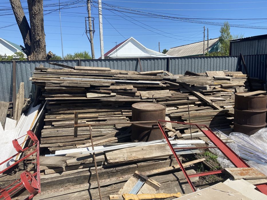 Деревья отдам даром кому нужен обращайтесь ……..