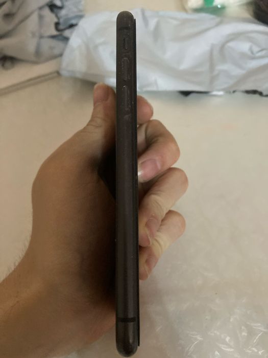 Phone 11 64g 74 эмкость