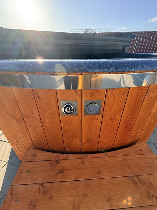 Ciubar / jacuzzi / fibra de sticla