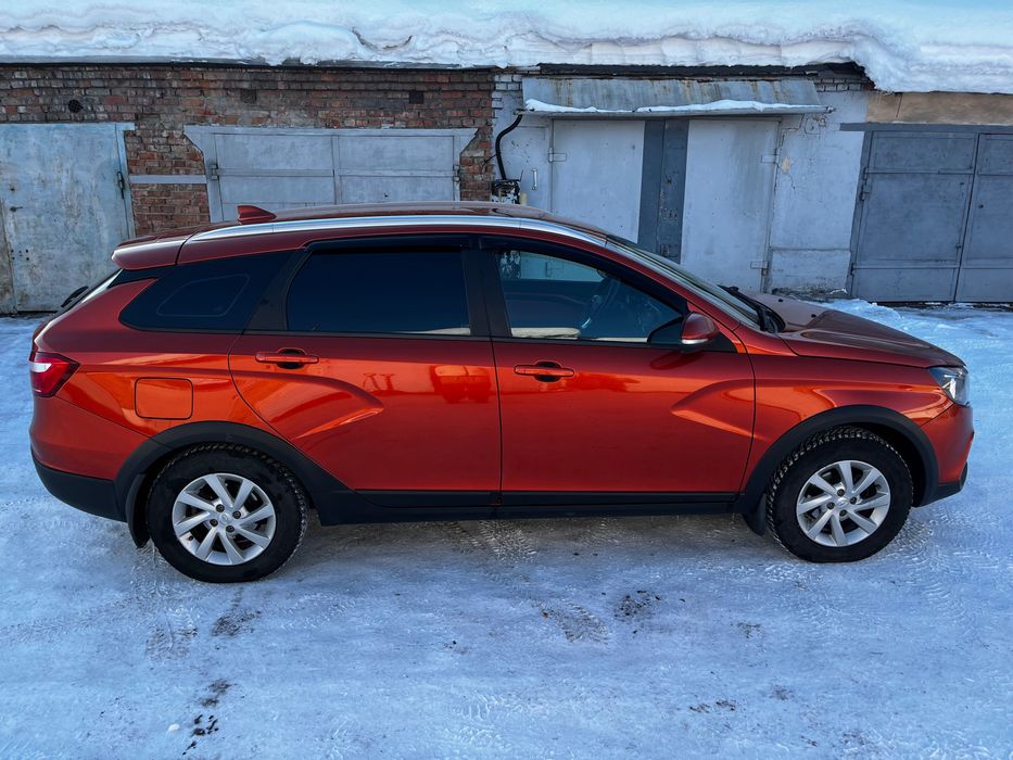 Продам авто Lada westa sw cross