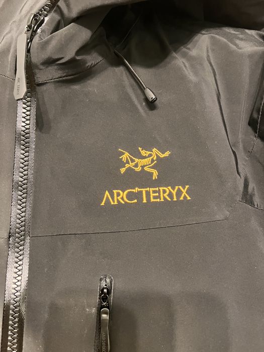 Яке Arc‘teryx SV Gore-Tex pro M размер