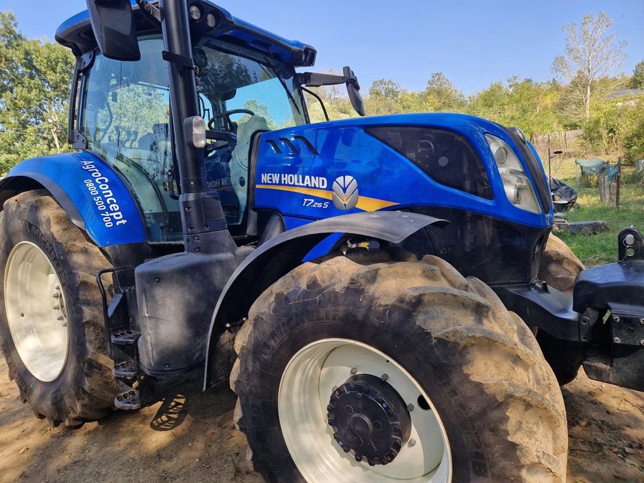 Tractor new holland t7 215 s