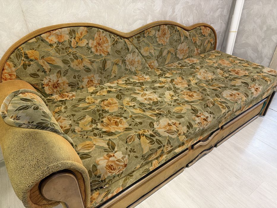 Продам раскладной диван