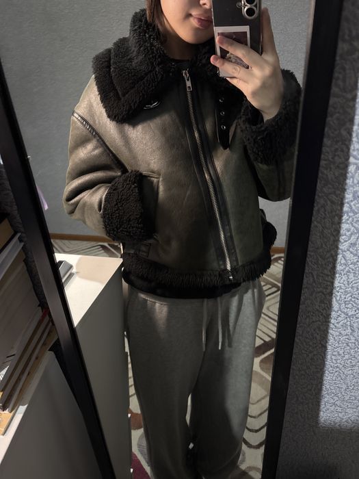 Дубленка.Цвет хакки.