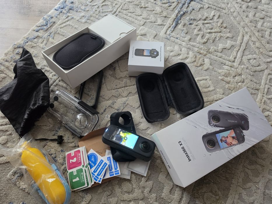 Insta 360 x3 128 gb.