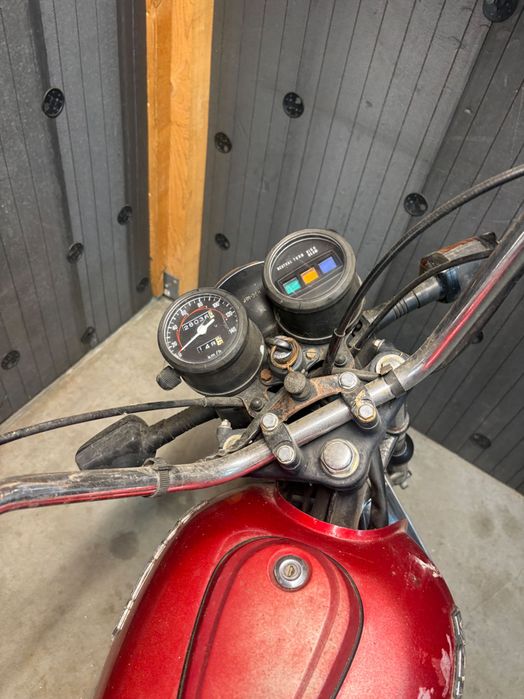 Motocicletă Honda, am fabricație 1979, funcționează bine