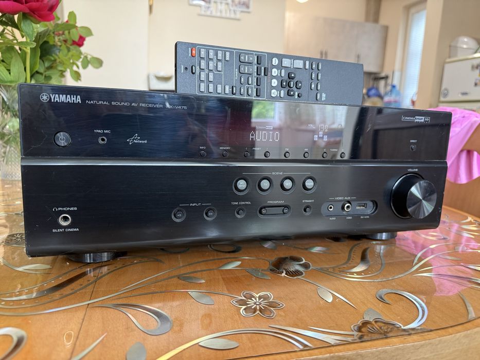 Yamaha RX-V475 resiver