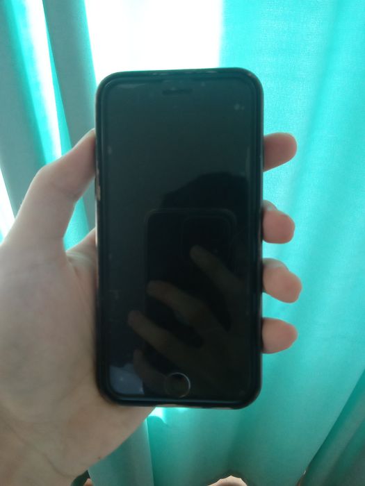 Apple SE2020 хороший