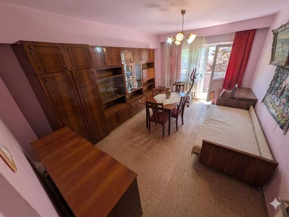 Apartament 2 camere decomandat etaj 1 Traian Repka