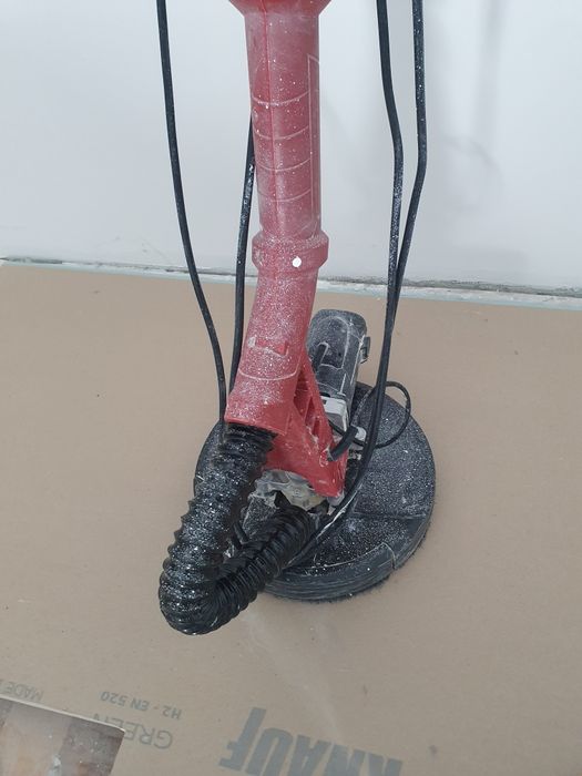 Шлайфмашина (жираф) за стени и тавани Matrix DWS 780