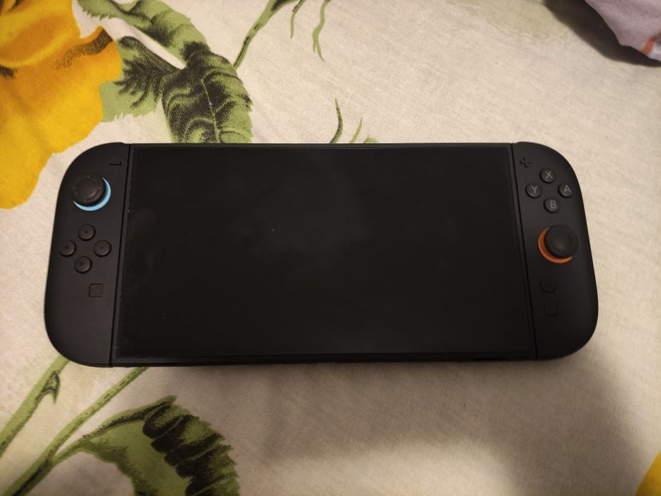 Vând Nintendo Switch 2